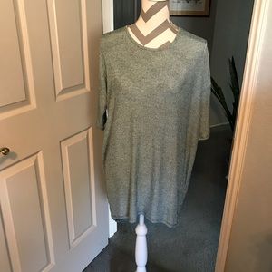 Elegant Silver LuLaRoe Irma - Elegant collection